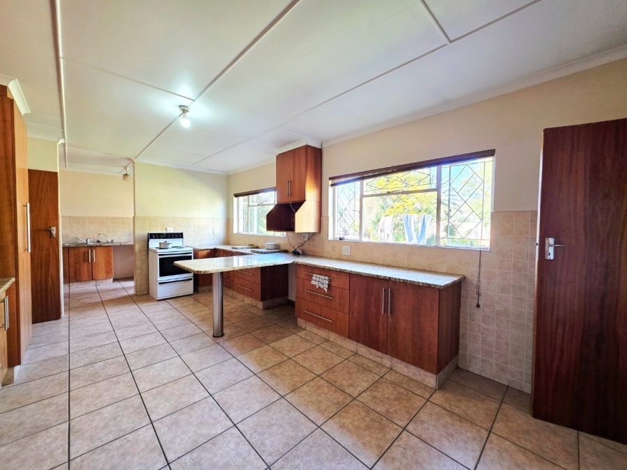 10 Bedroom Property for Sale in Universitas Free State